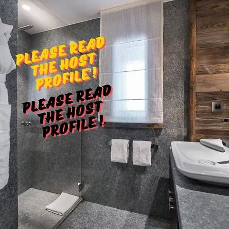 Holiday home Luxus Mit Pool & Jacuzzi